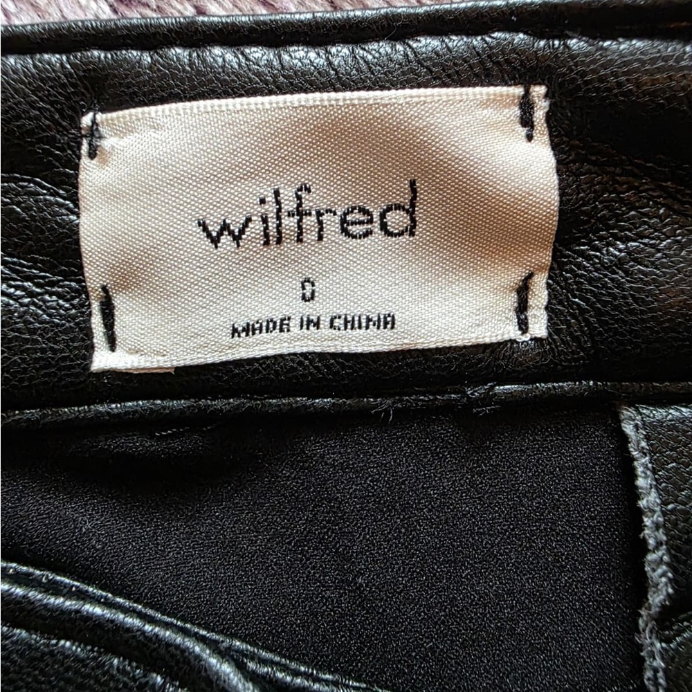 Wilfred Ebony Leather Pants